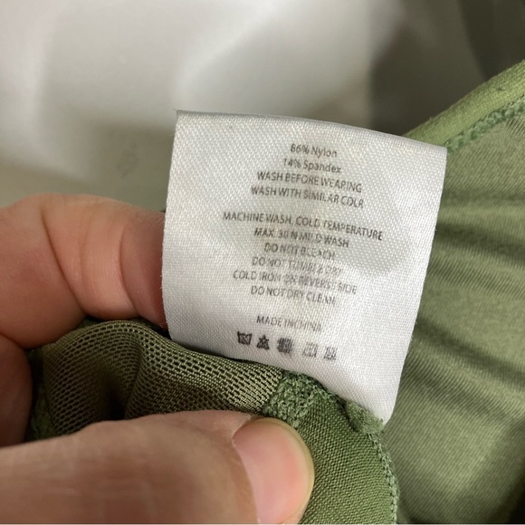 ZYIA active all star bra zip up back mesh olive green women’s size large - Picture 9 of 9